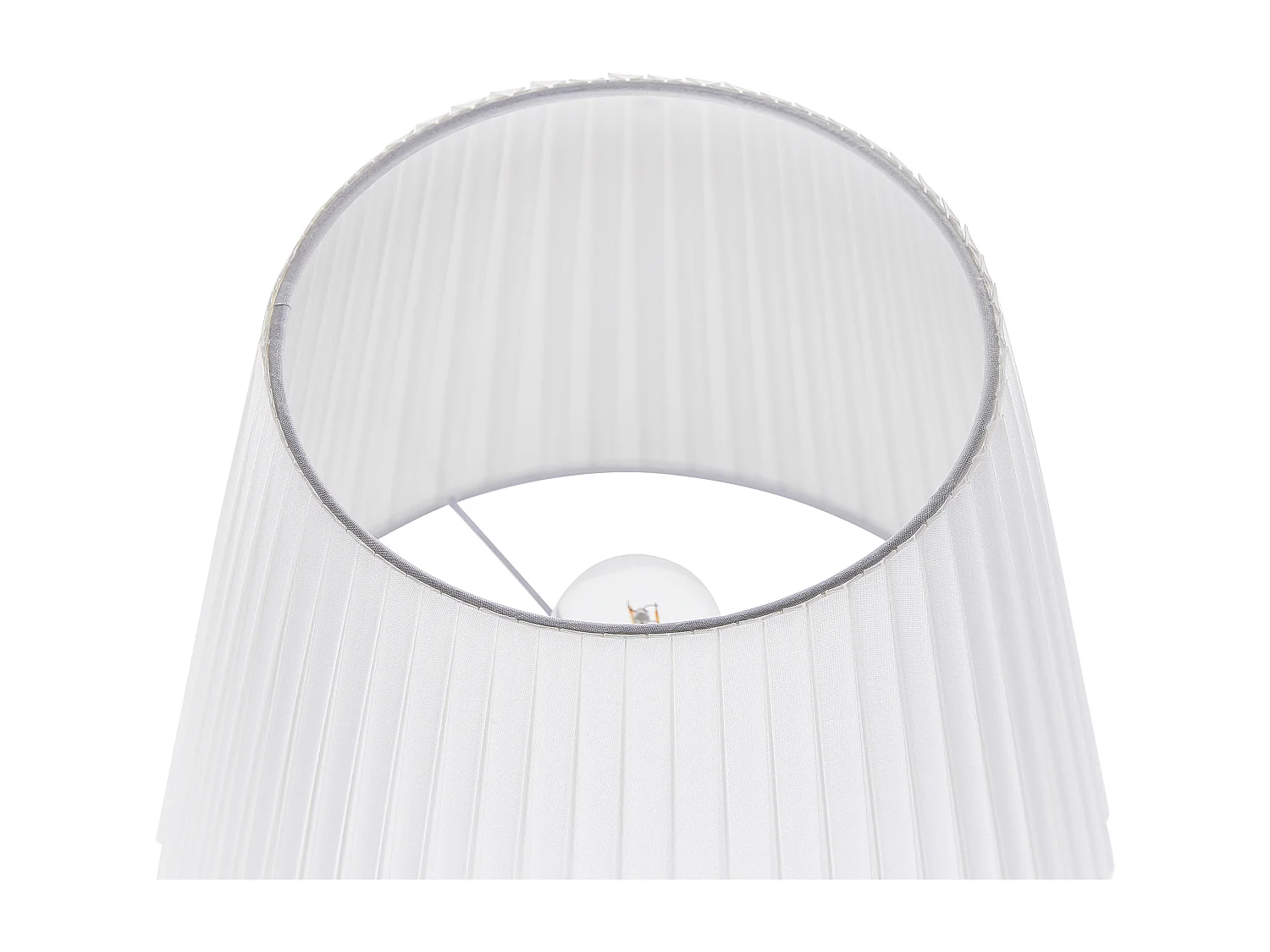 Klassische Stehlampe aus Eisen mit Stoffschirm messingfarben weiß kegelförmig Torysa