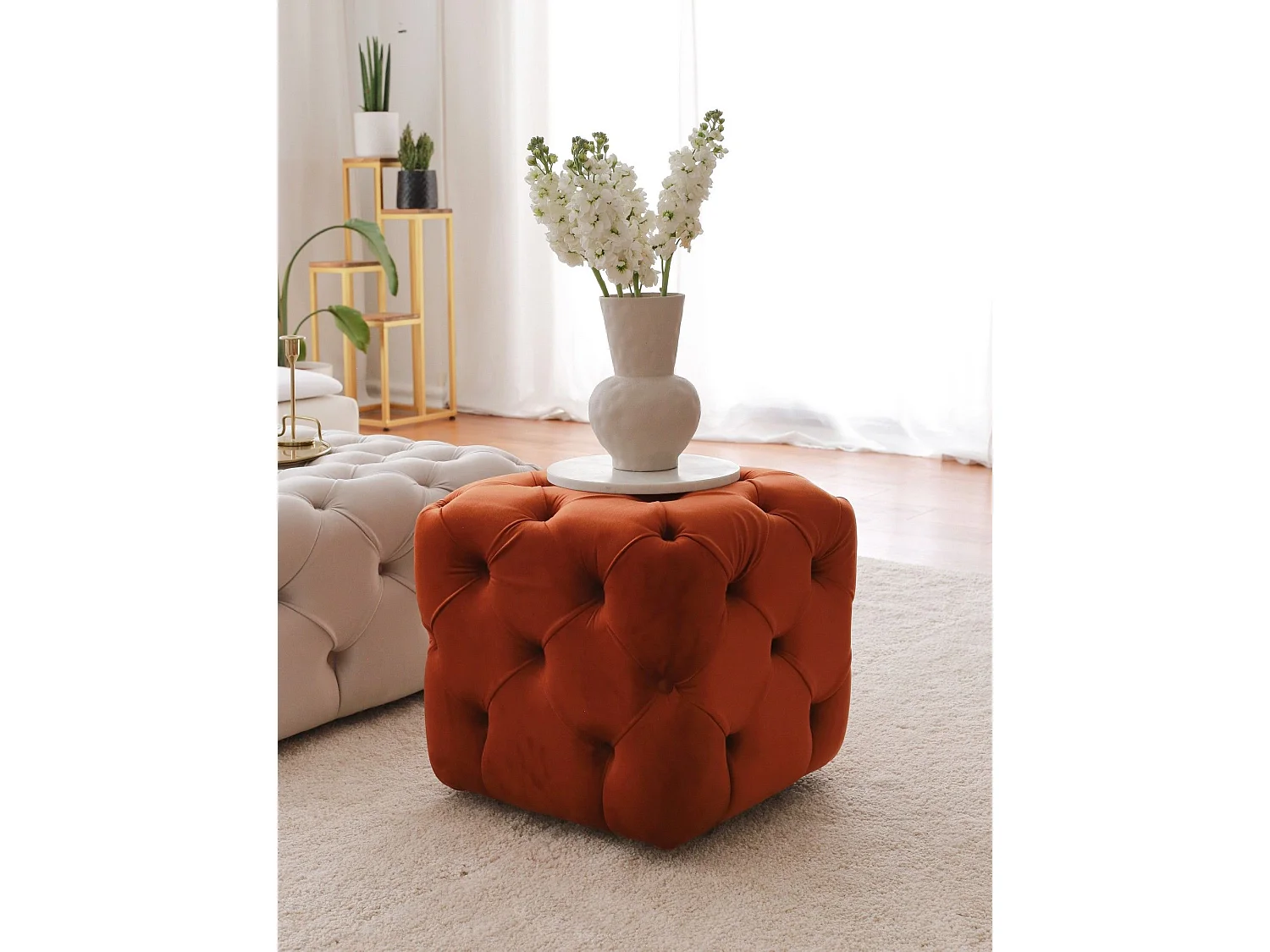 Pouf capitonné cubique Cerni 48x48cm Velours Cannelle