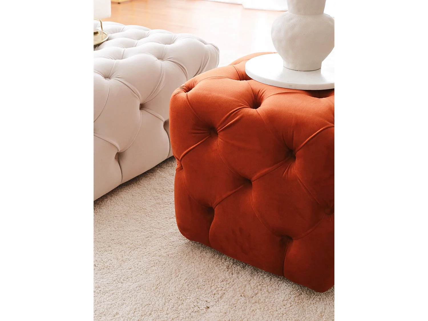 Pouf capitonné cubique Cerni 48x48cm Velours Cannelle