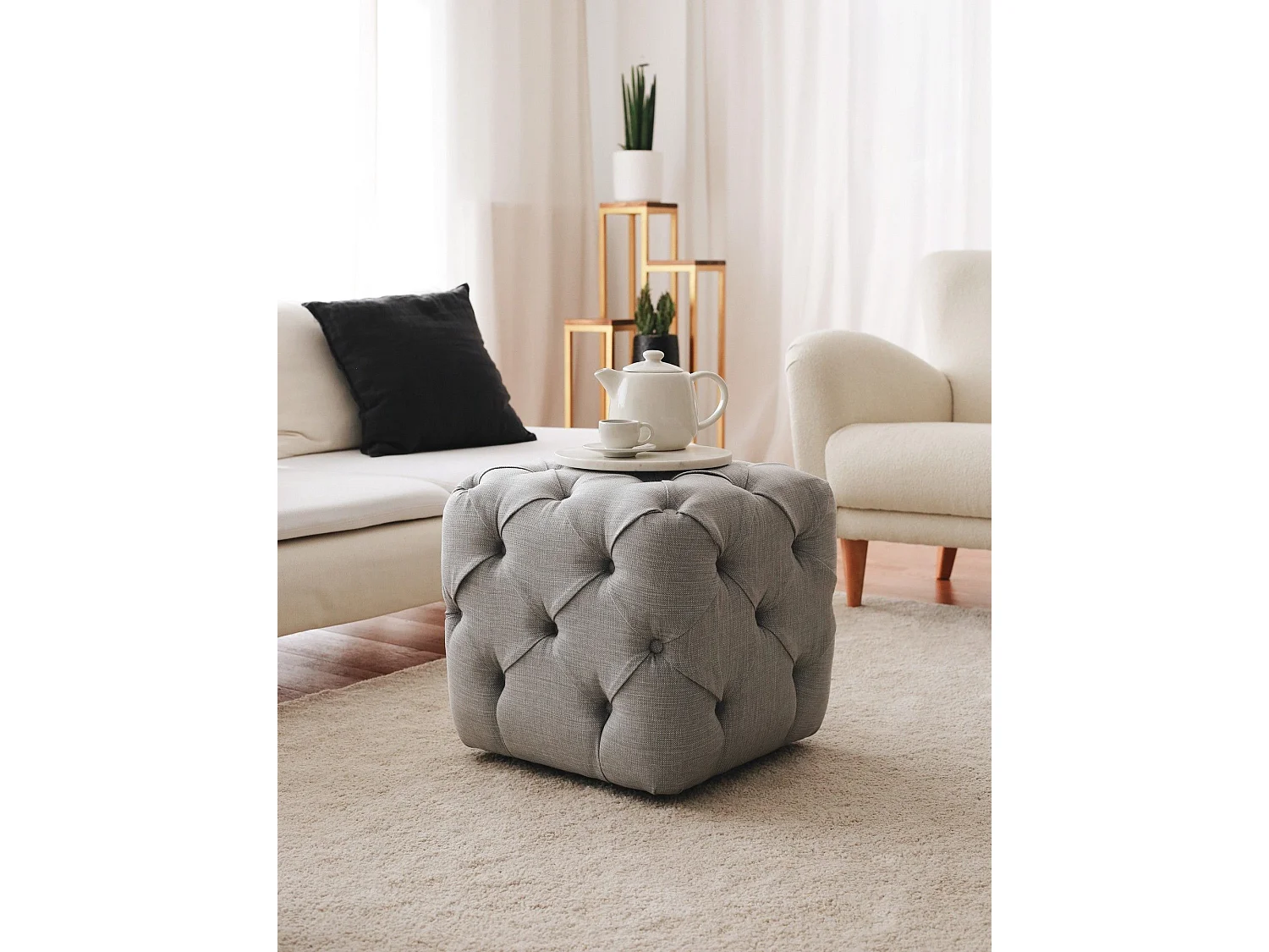 Pouf capitonné cubique Cerni 48x48cm Velours Gris