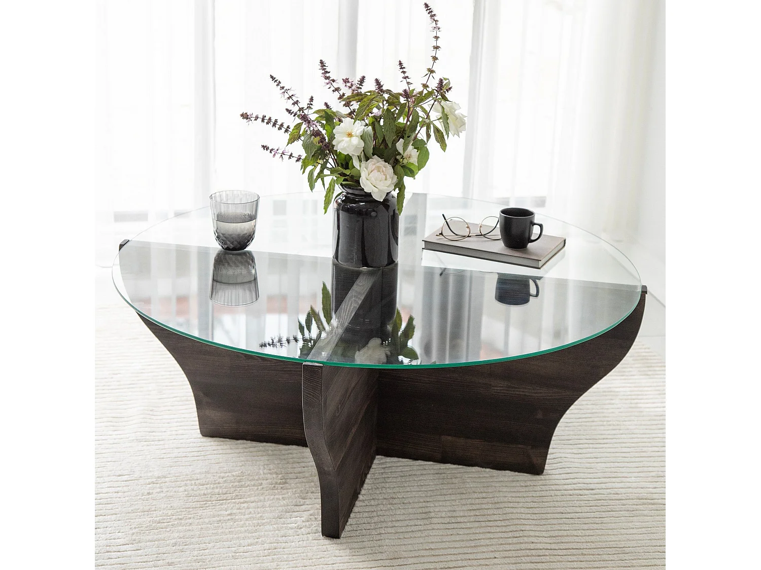 Table basse design ronde Rozine D92cm Bois massif Anthracite et Verre Transparent