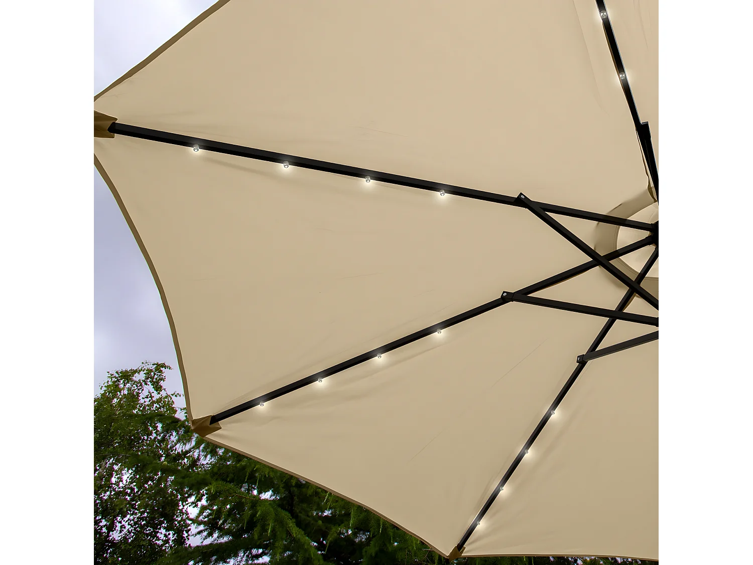 LED Parasol met Kantelfuntie 270 cm - Beige