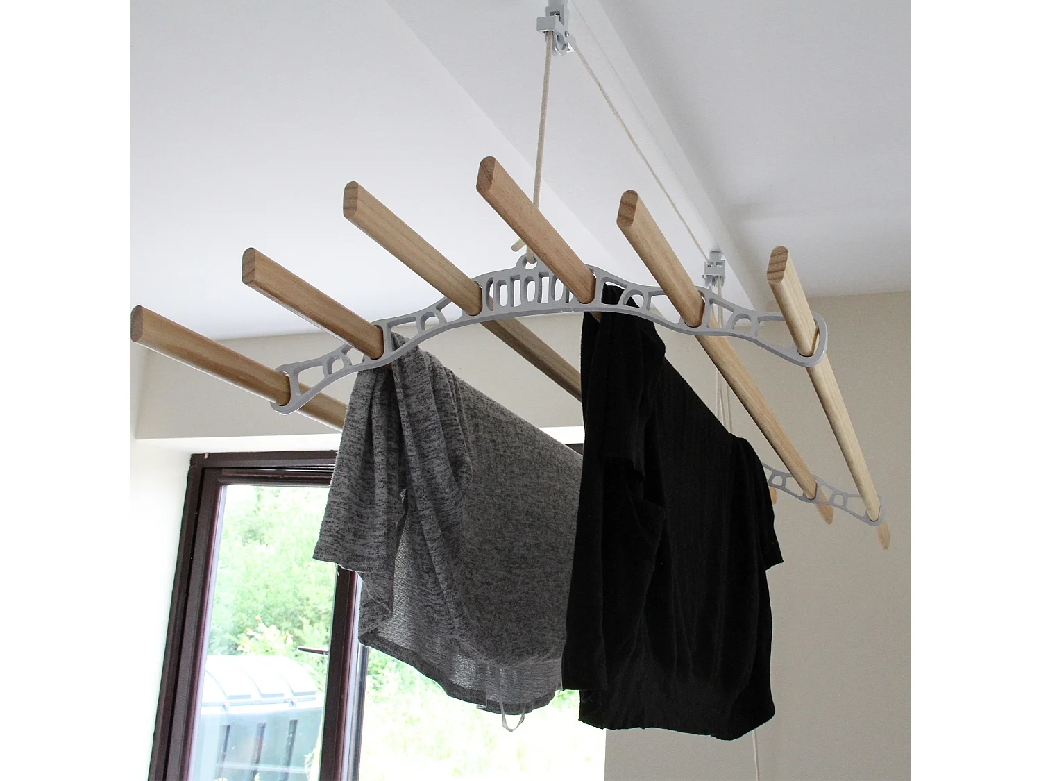 Etendoir à Linge Suspendu de 1,2 Mètre - Poulie Blanc