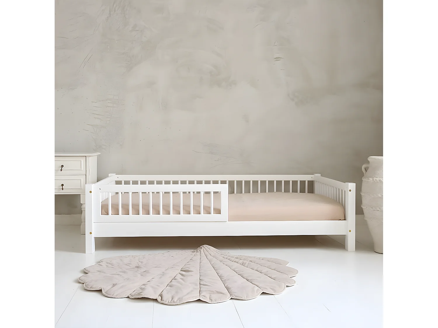 Cama 90x190 com calha e base de ripas com pés de 10 cm Adèle Branco