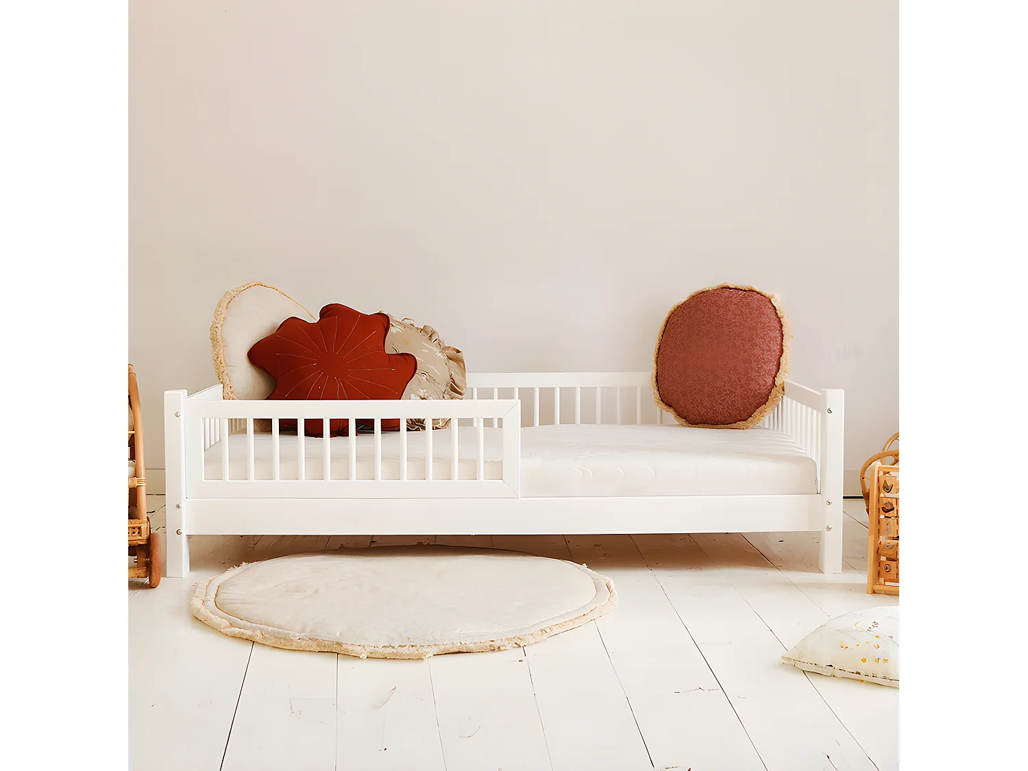 Lit 90x190 barrière et sommier inclus pieds 10 cm Adèle Blanc