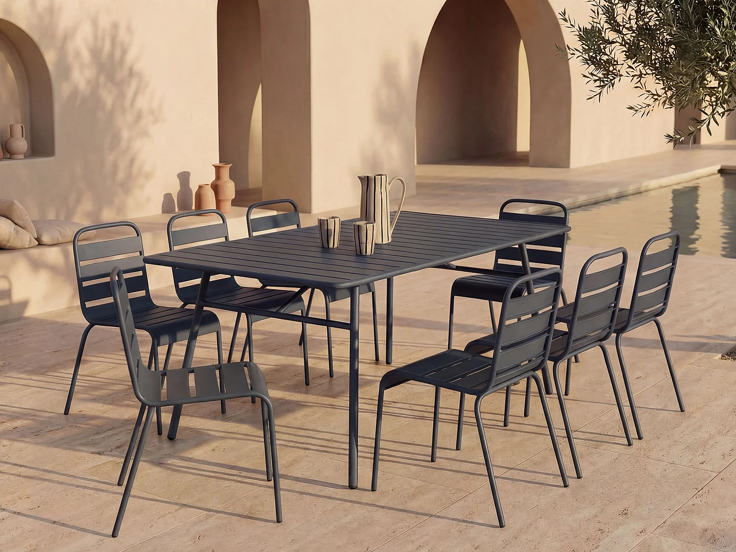 Salle à manger de jardin en métal - une table L.200 cm et 8 chaises empilables - Gris anthracite - MIRMANDE de MYLIA