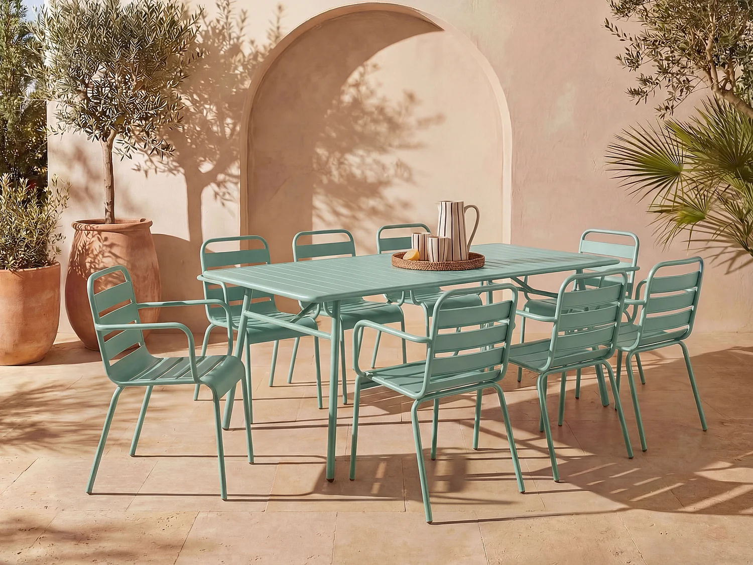 Salle à manger de jardin en métal - une table L.200 cm et 8 fauteuils empilables - Vert amande - MIRMANDE de MYLIA