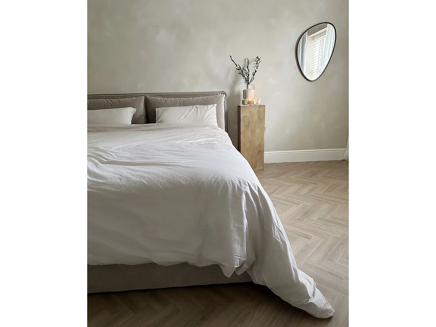 Lit ottoman Velours BAJONNA 180 x 200 cm Beige