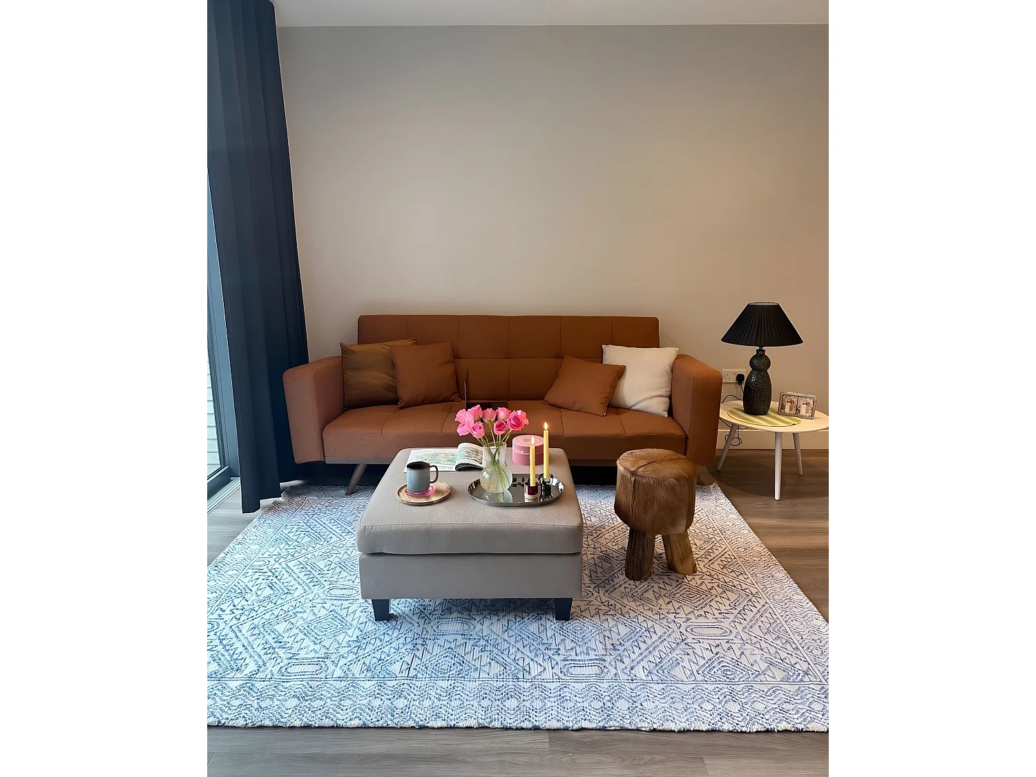 Tapis en laine bleu et blanc 160 x 230 cm KAWAS