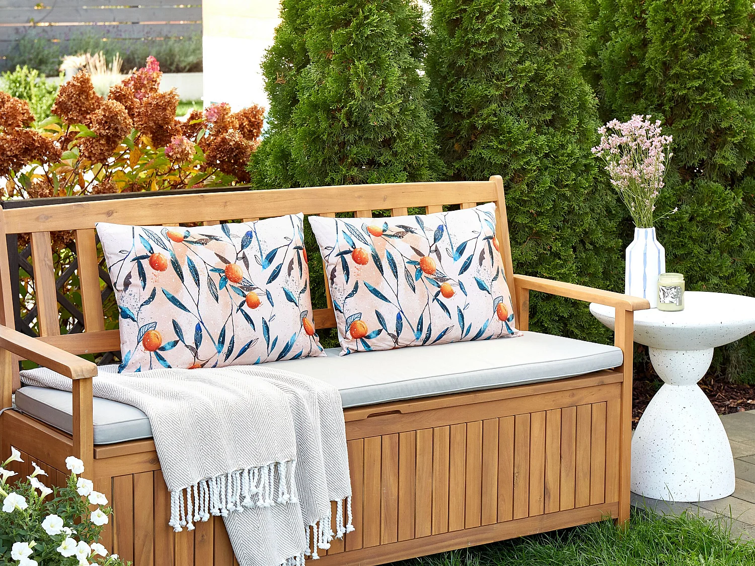 Lot de 2 coussins d'extérieur PIALPETTA 40 x 60 cm Orange Motif de plante