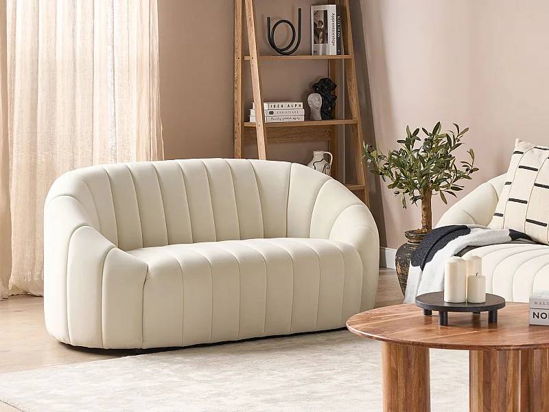 2-Sitzer Sofa Samt weiß gesteppt oval Muschelform niedrige Rückenlehne Malung