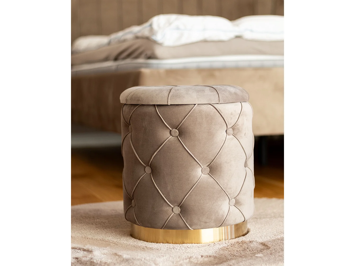 Lot de 2 poufs avec rangement PUEBLO Velours Taupe 40/33 cm 40/33 cm 44/36 cm
