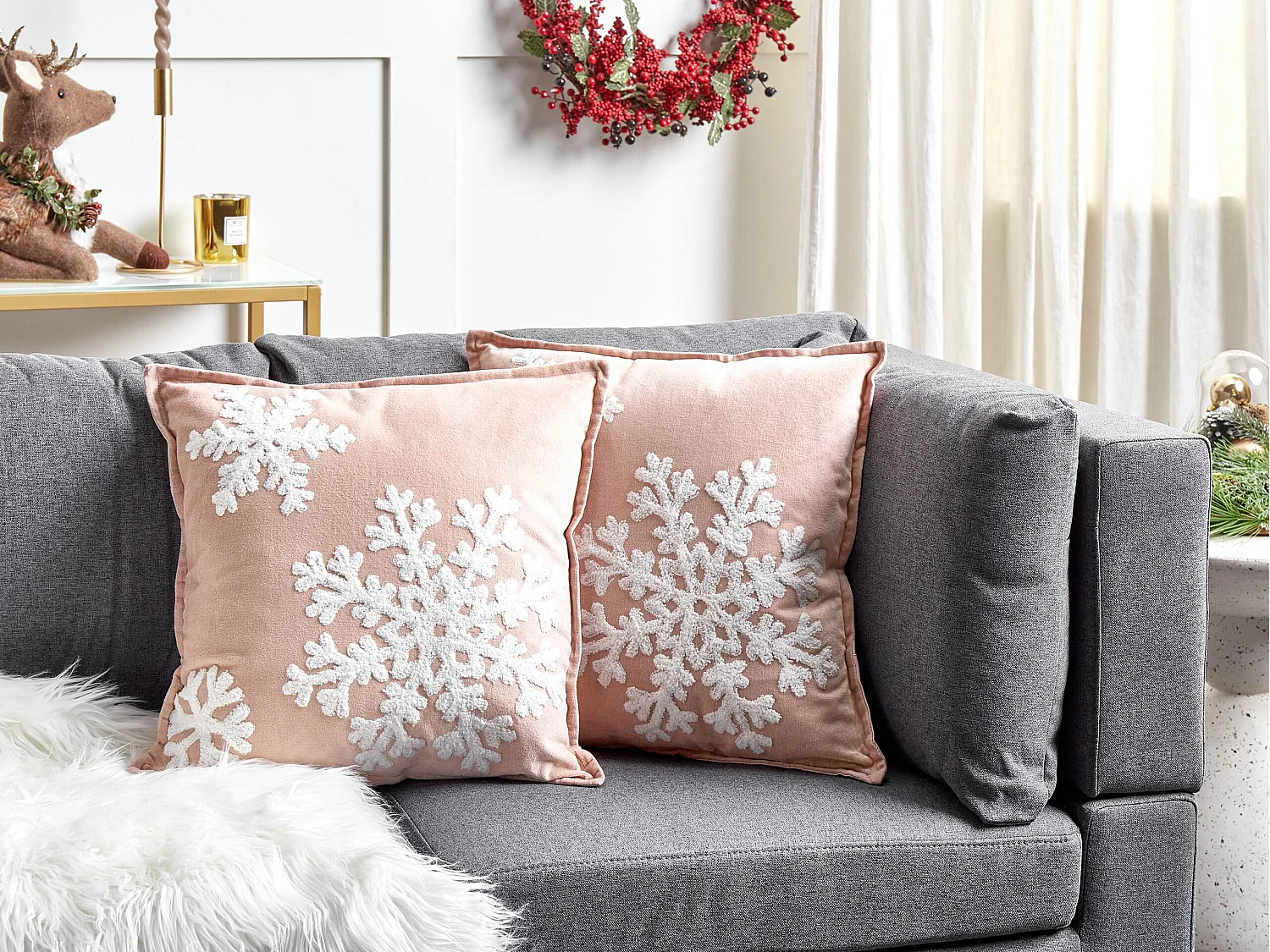 Lot de 2 coussins décoratifs MURRAYA Velours 45 x 45 cm Rose Motif de Noël