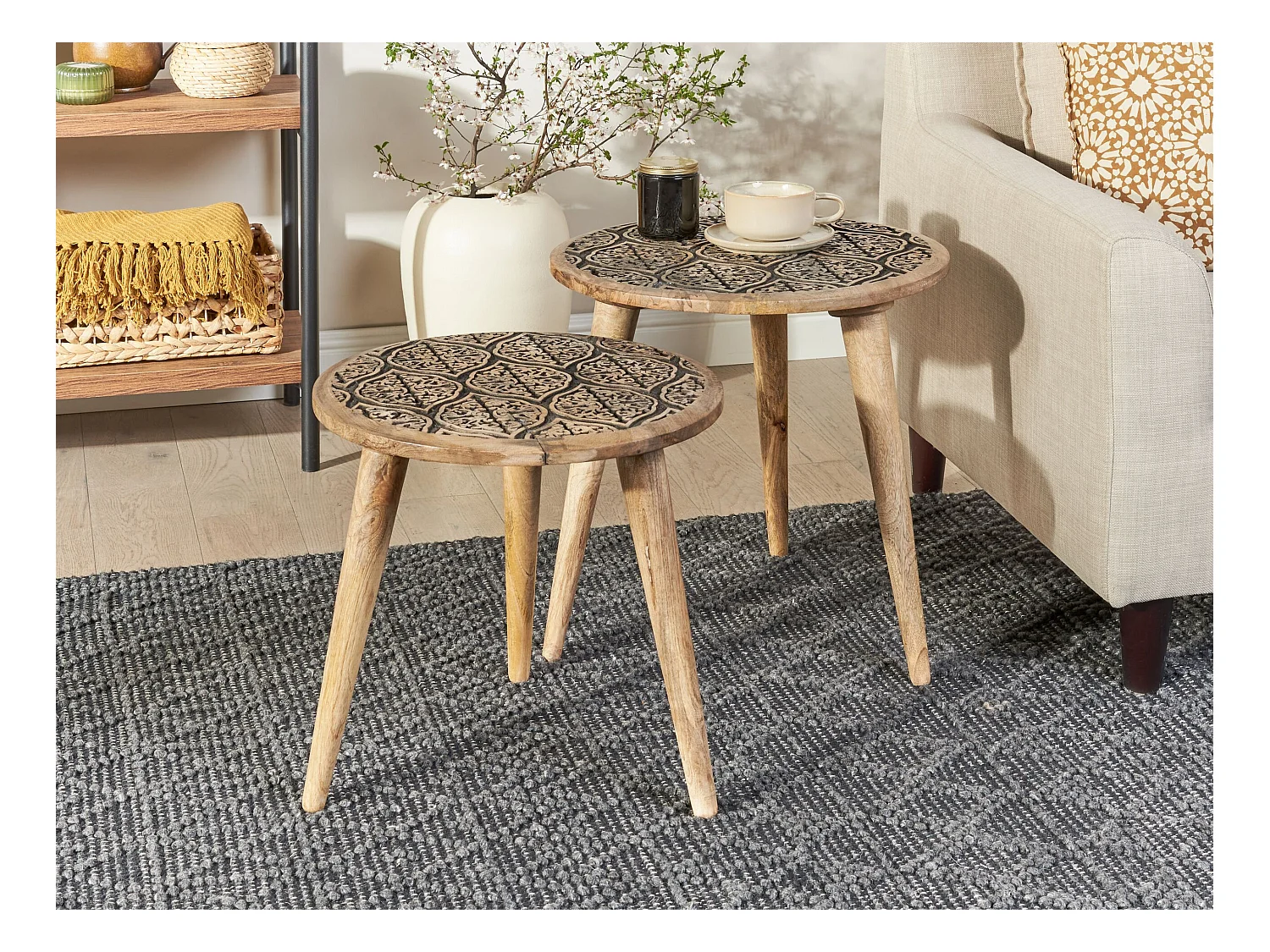 Set van 2 bijzettafels SHARMA Mangohout Bruin/zwart