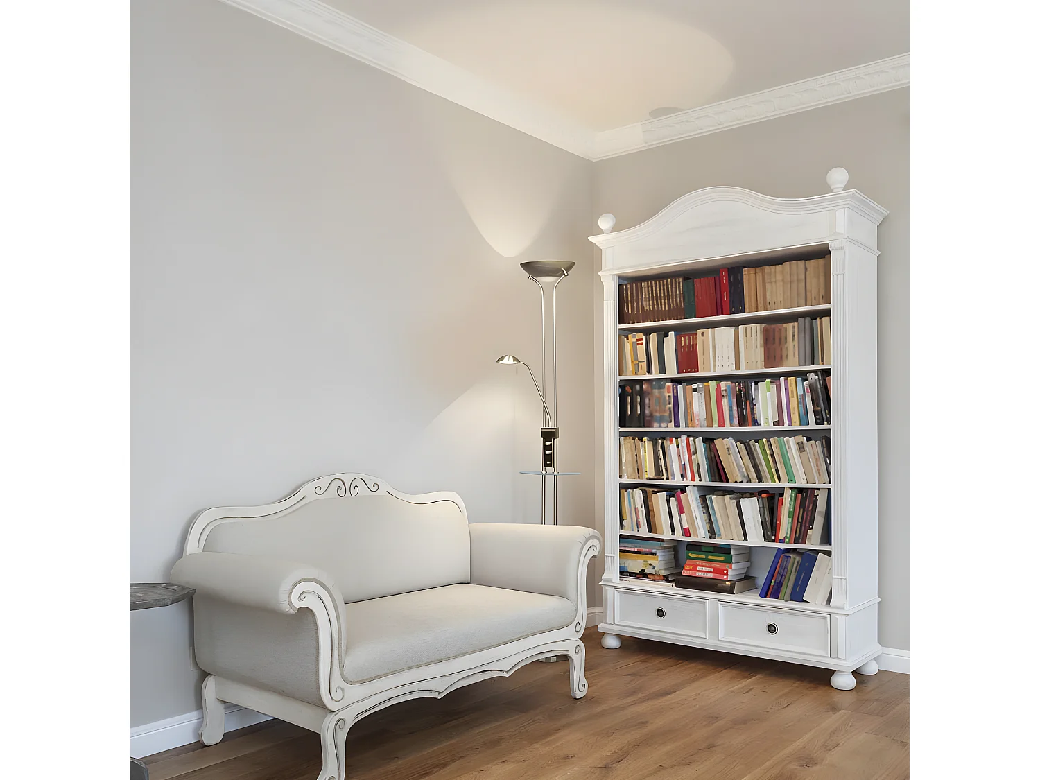 LED-Stehleuchte mit Olimpia-Regal und verstellbarem Lesearm 18W+5W H180cm - Nickel