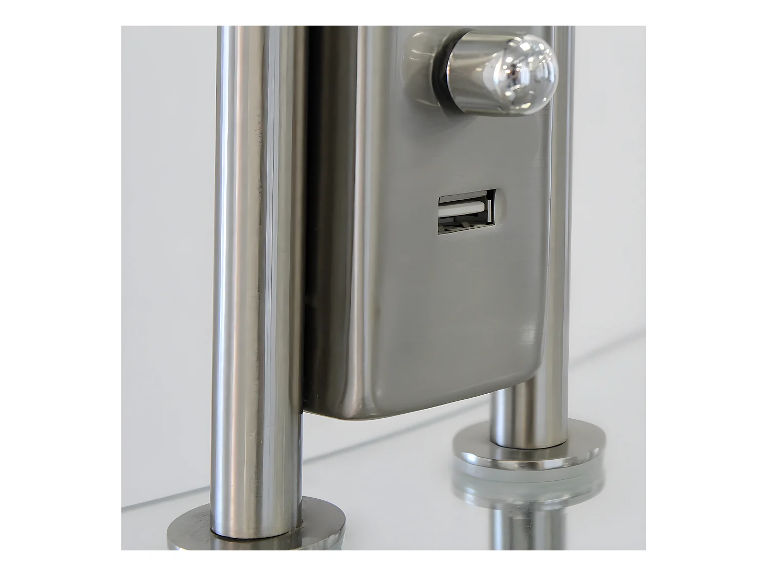 Lampada da terra a LED con mensola Olimpia e braccio lettura orientabile H180cm - Nichel