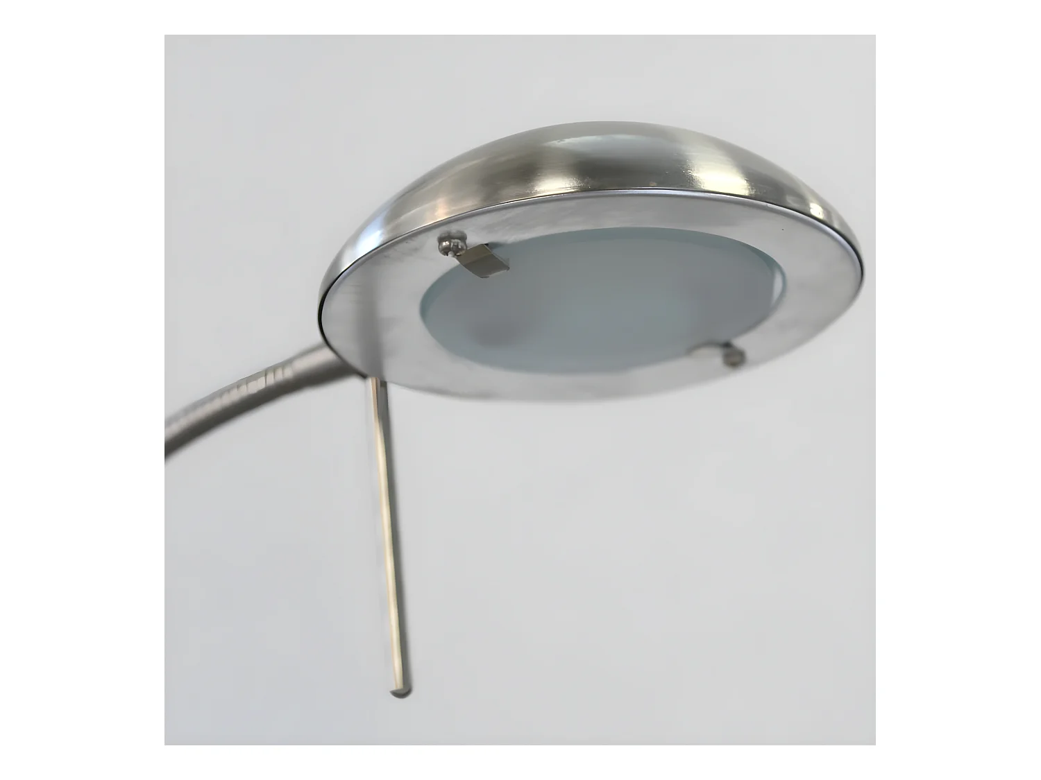 Lampada da terra a LED con mensola Olimpia e braccio lettura orientabile H180cm - Nichel