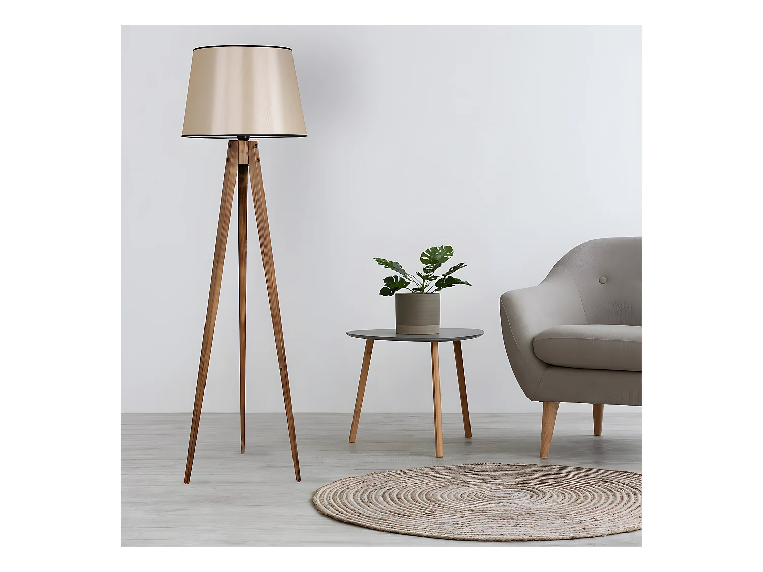 Lampe avec trépied en bois Vanta et abat-jour en tissu H160cm 1xE27 - Marron
