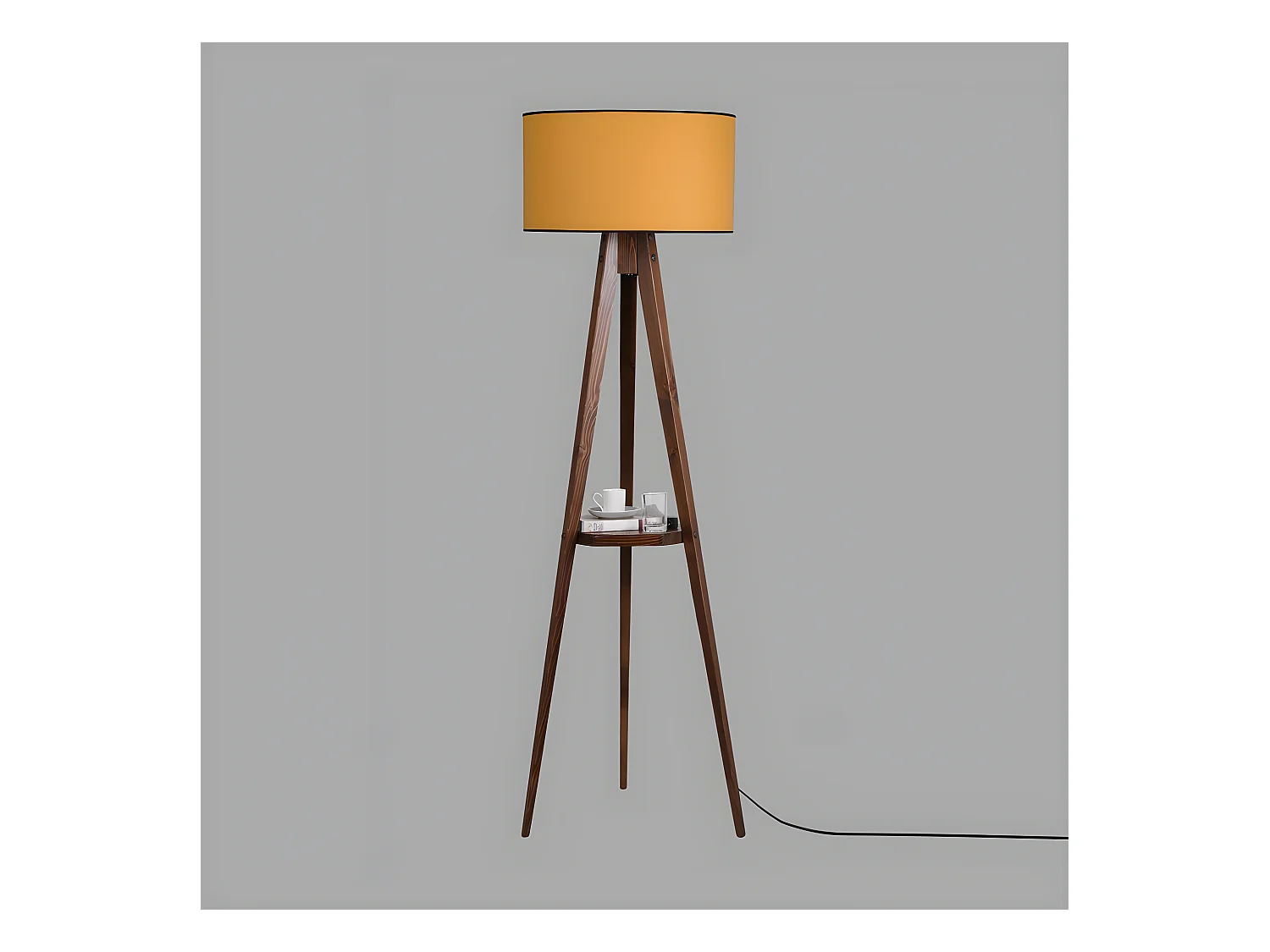Lampe avec trépied et étagère en bois Grady et abat-jour en tissu H153cm 1xE27 - Moutarde