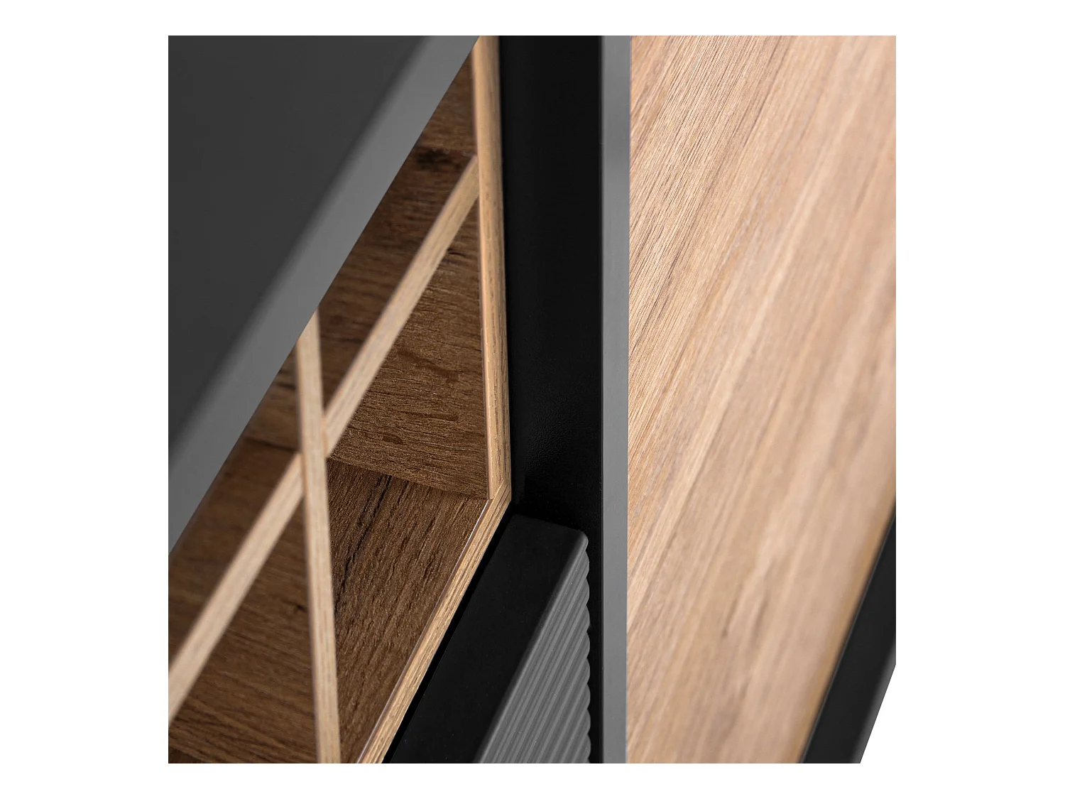 Kommode Weineinlage - schwarz / Eiche natur - LOFTY