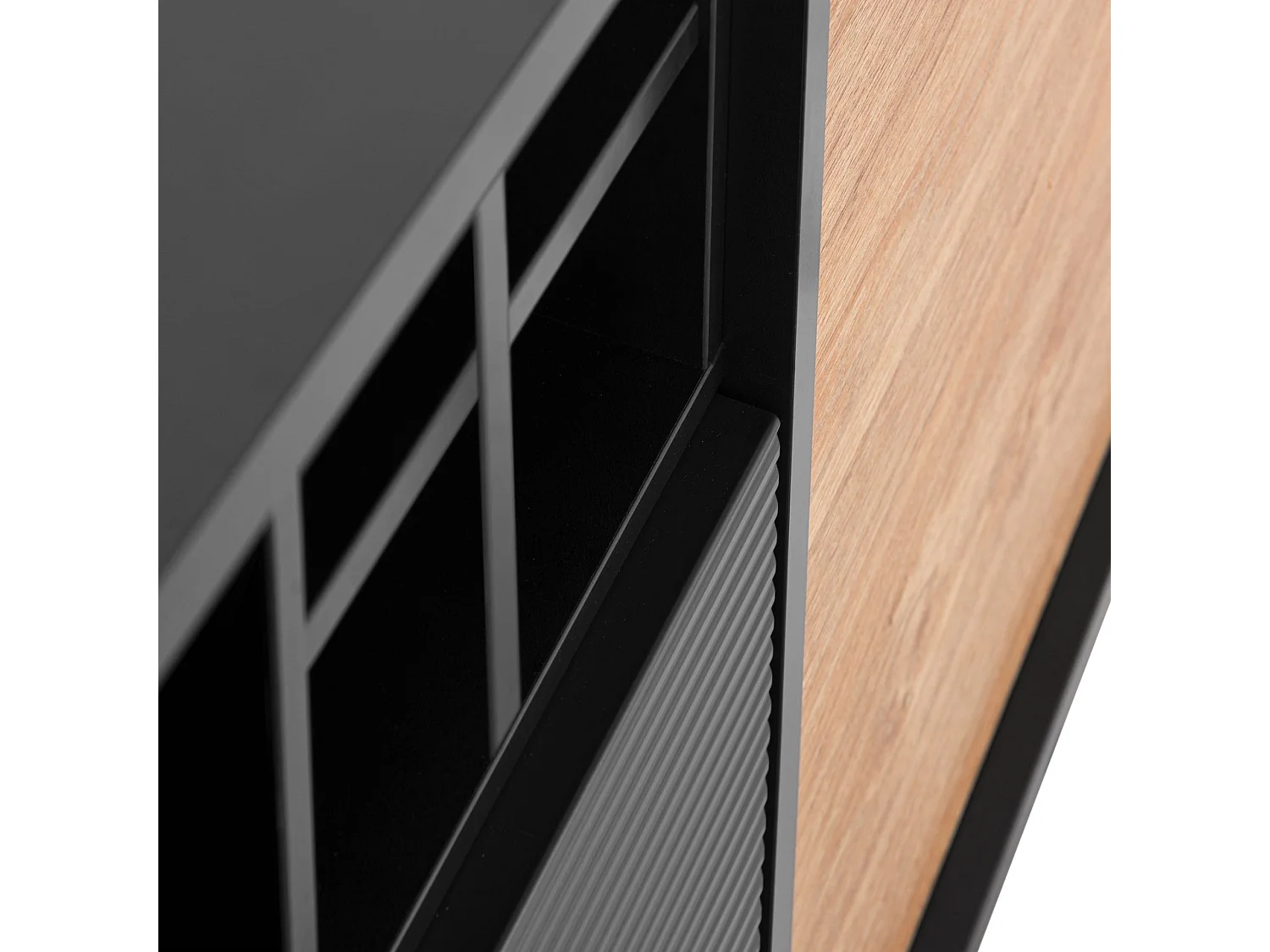 Kommode Weineinlage - schwarz / Eiche natur - LOFTY