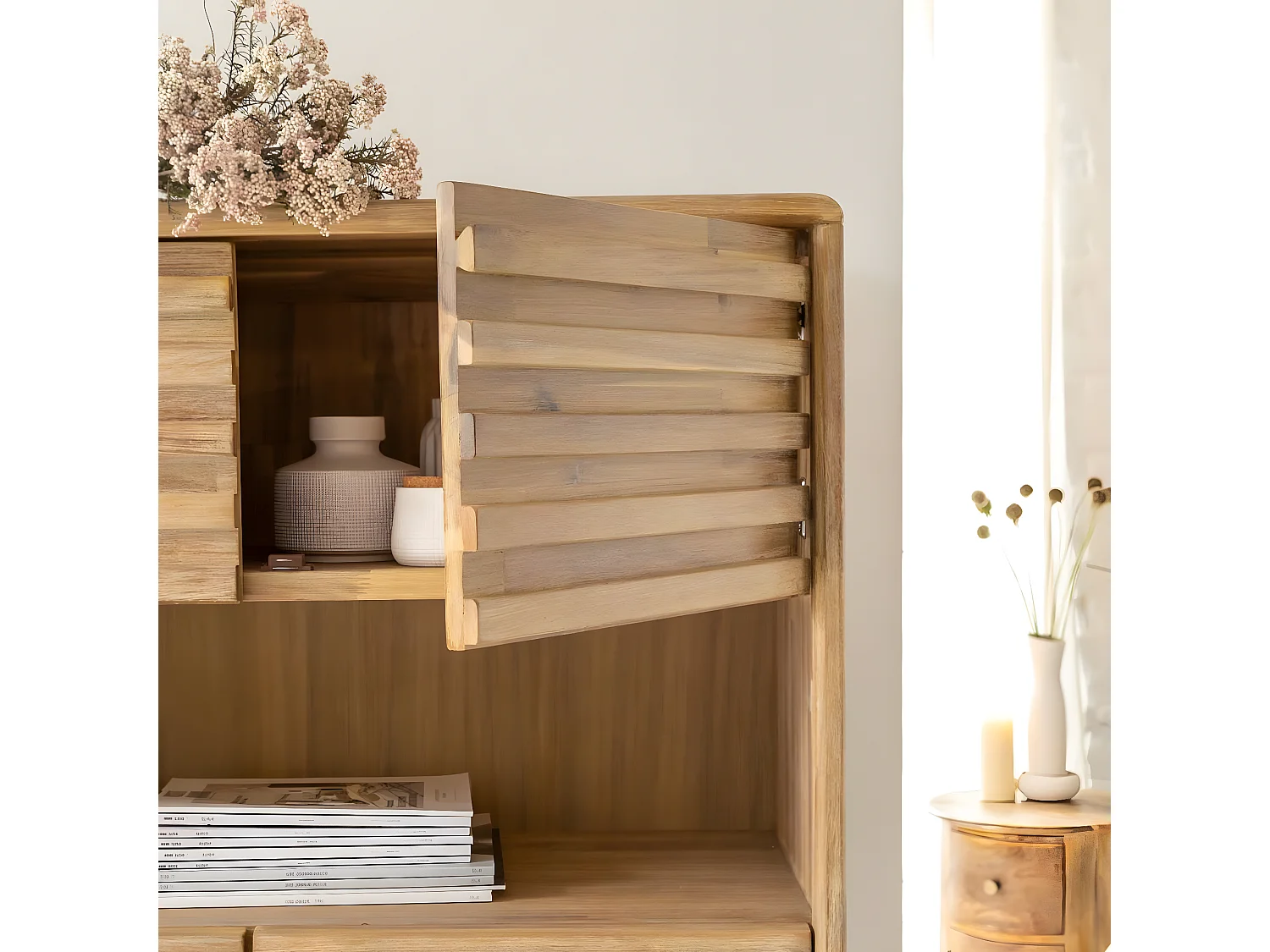 Buffet alto de madera de acacia Marin de Made In Meubles - Estilo contemporáneo, amplio almacenamiento, 150 cm de altura