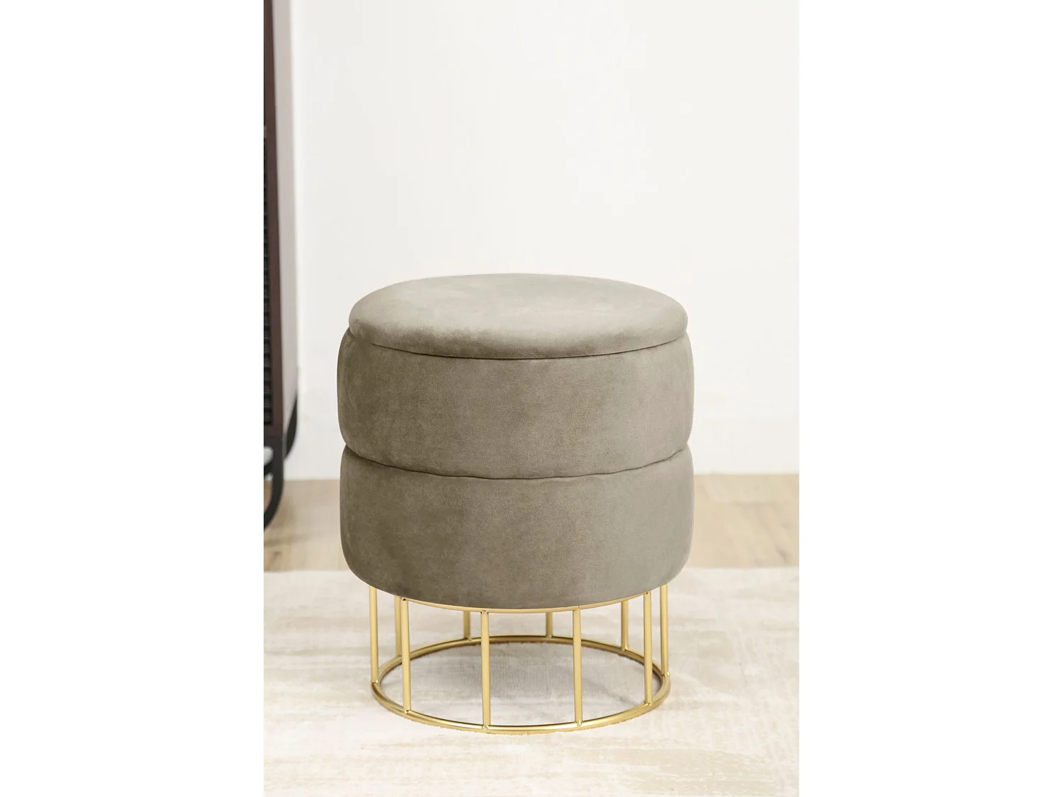 Pouf de Rangement avec Couvercle matelassé AKORD ELZA velour colour Beige hauteur 42 cm