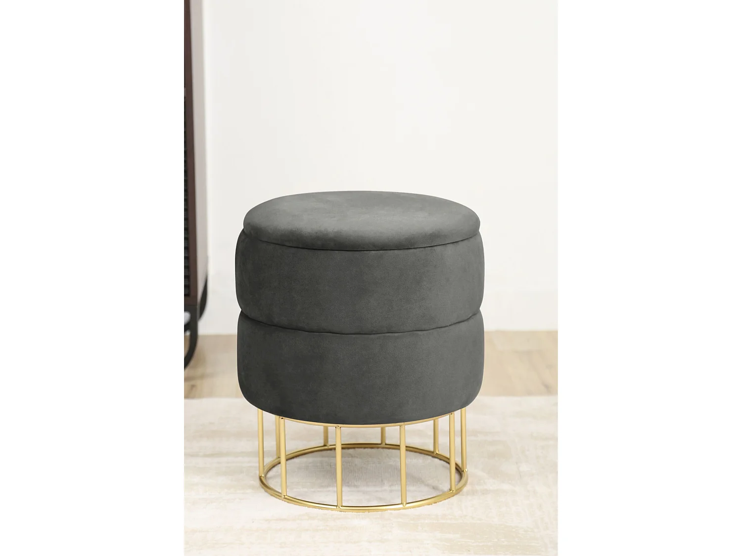 Pouf de Rangement avec Couvercle matelassé AKORD ELZA velour colour Gris Graphite hauteur 42 cm