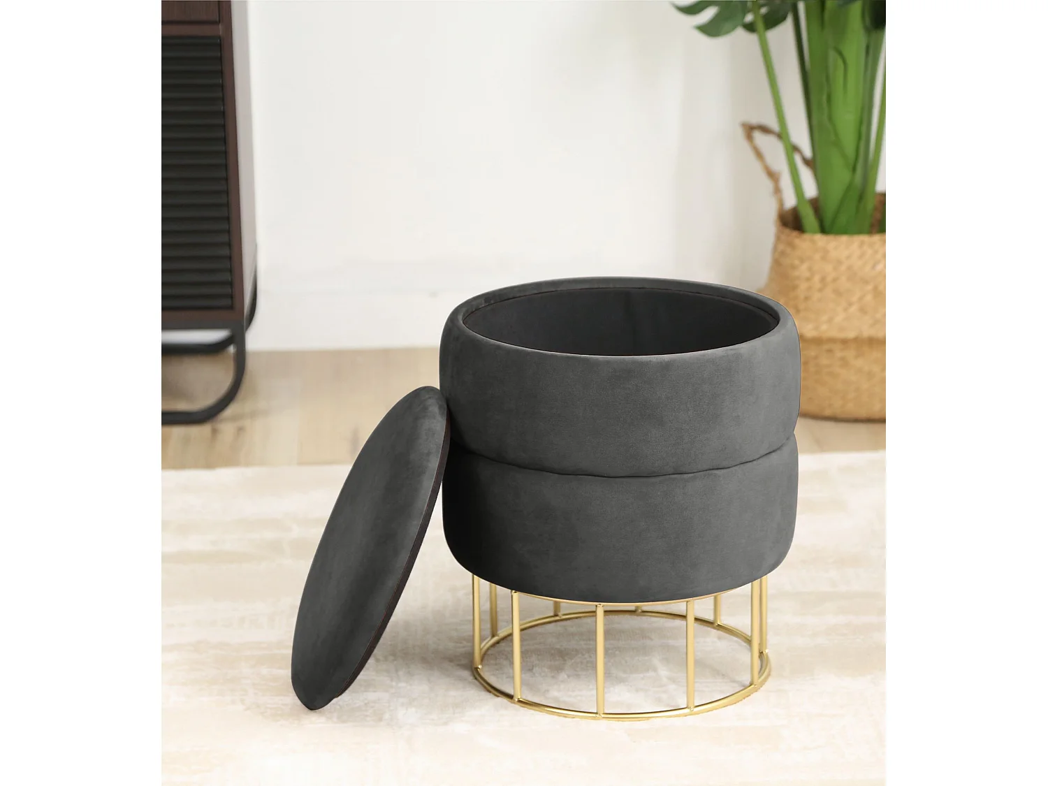Pouf de Rangement avec Couvercle matelassé AKORD ELZA velour colour Gris Graphite hauteur 42 cm