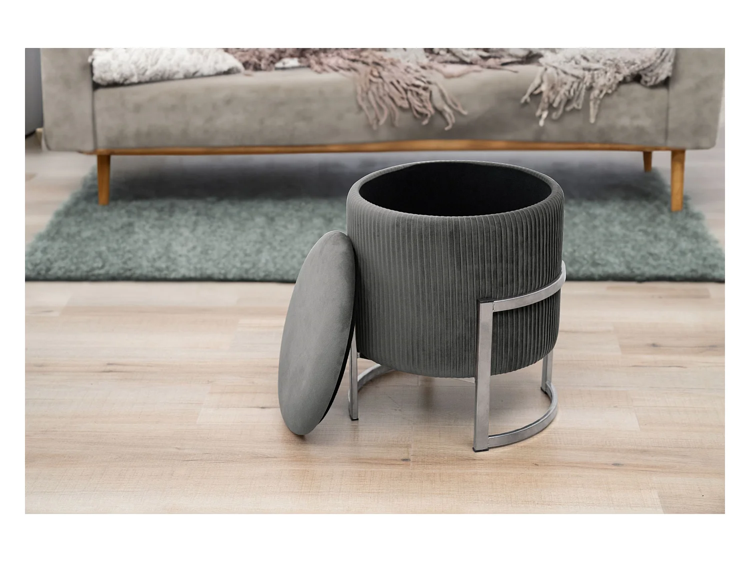 Pouf de Rangement avec Couvercle AKORD PORTO velour colour Gris Graphite hauteur 46 cm