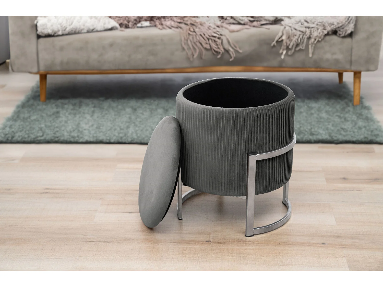Pouf de Rangement avec Couvercle AKORD PORTO velour colour Gris Graphite hauteur 46 cm