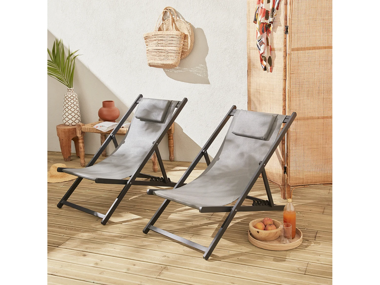 Lot de 2 bains de soleil - Gaia gris - Transat en aluminium gris anthracite et textilene gris avec coussin repose tête. chilienne