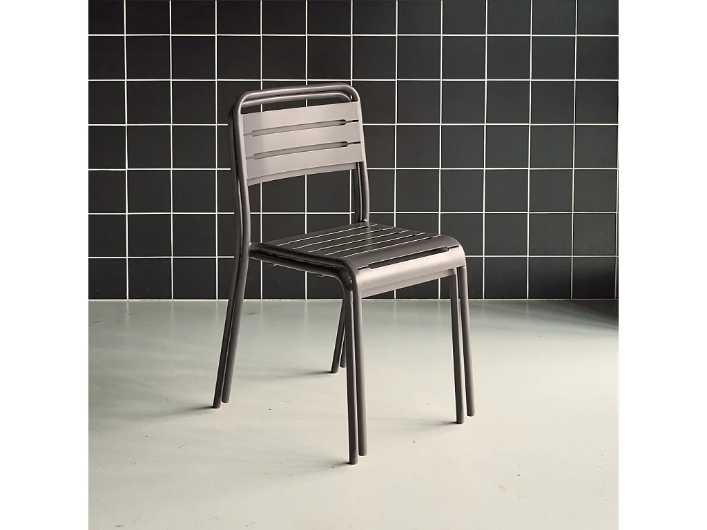 Lot de 2 chaises de jardin acier. 2 places. anthracite. Amelia. L44 x P52 x H79cm