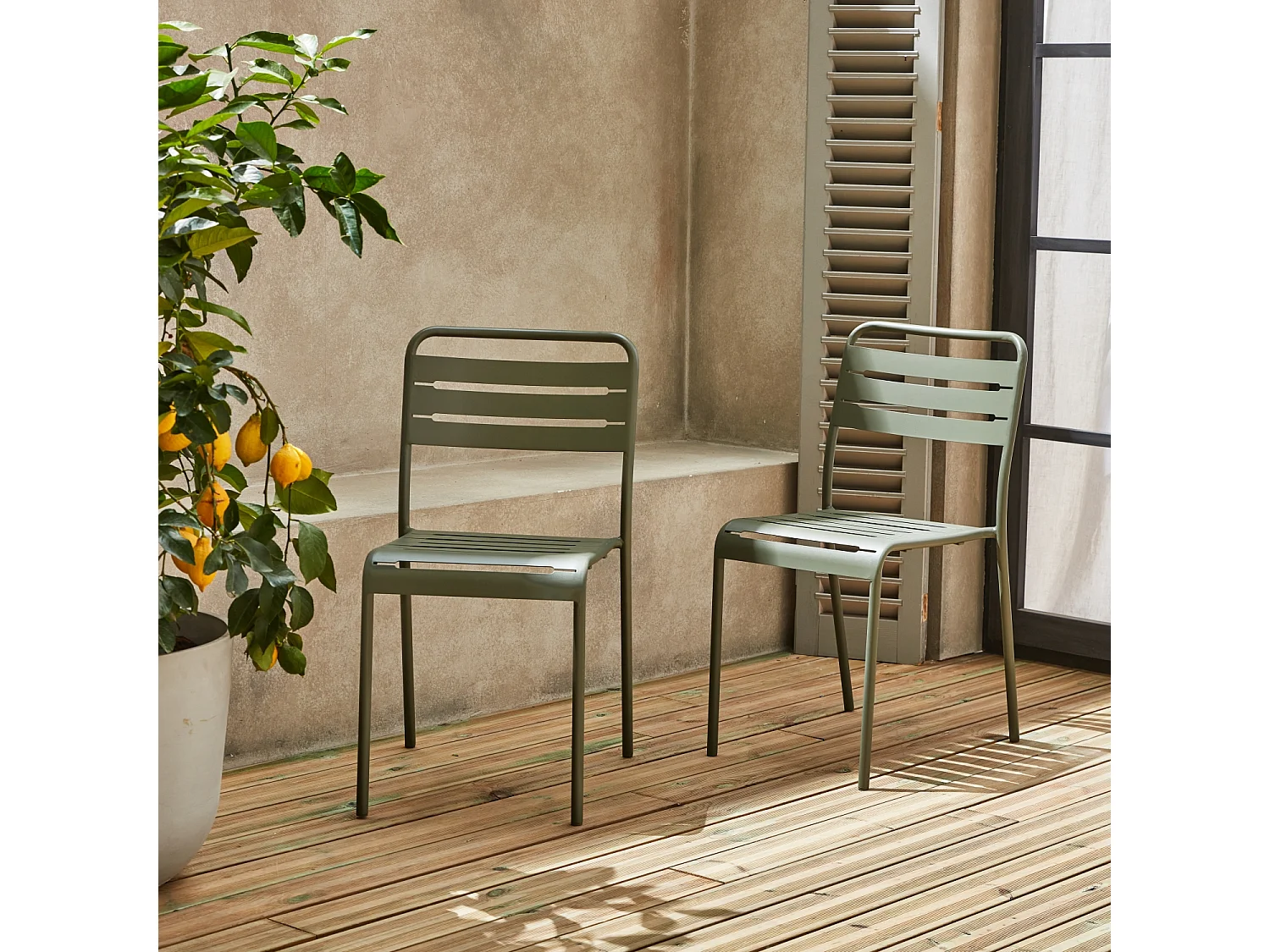 Lot de 2 chaises de jardin acier. 2 places. savane. Amelia. L44 x P52 x H79cm