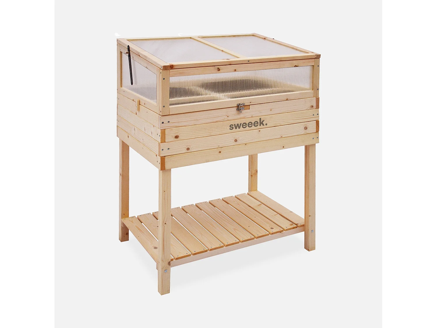 Huerto cuadrado sobre patas de madera madera