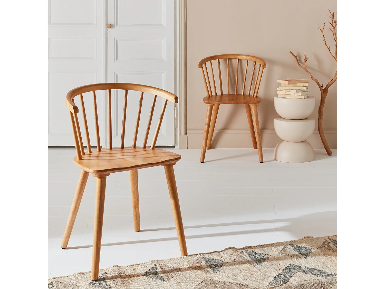 Lot de 2 chaises naturelles à barreaux en bois et contreplaqué. Paula. L 51 x P 53 x H 75cm