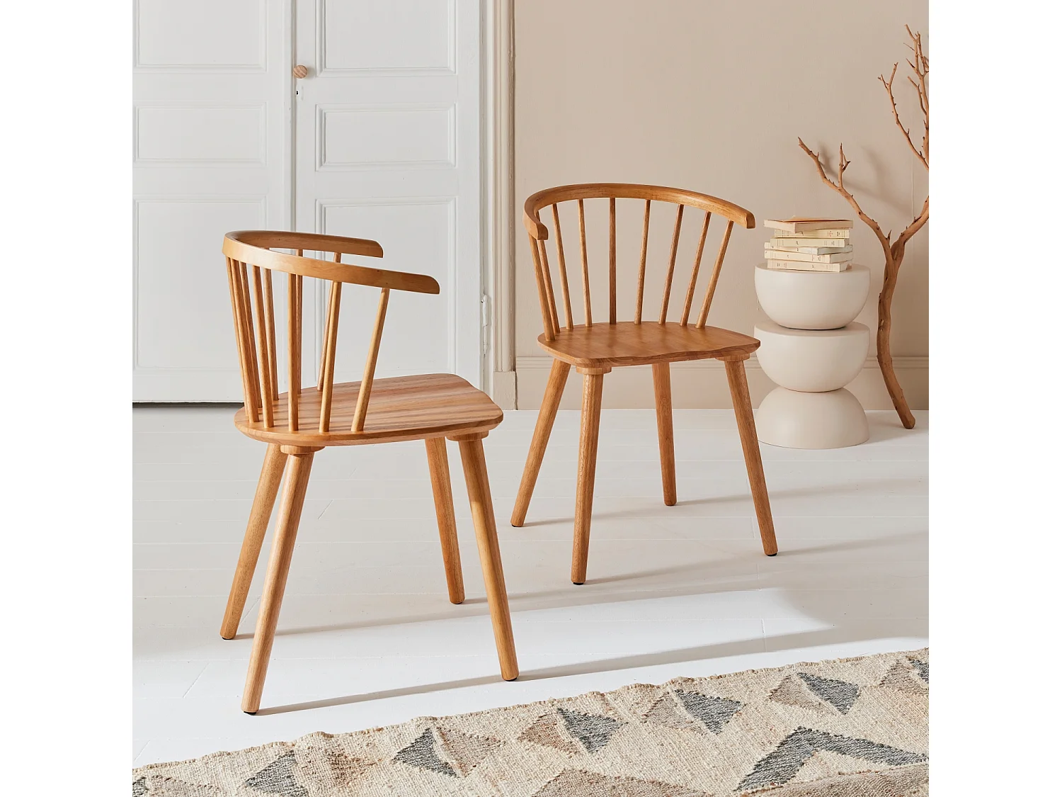 Lot de 2 chaises naturelles à barreaux en bois et contreplaqué. Paula. L 51 x P 53 x H 75cm