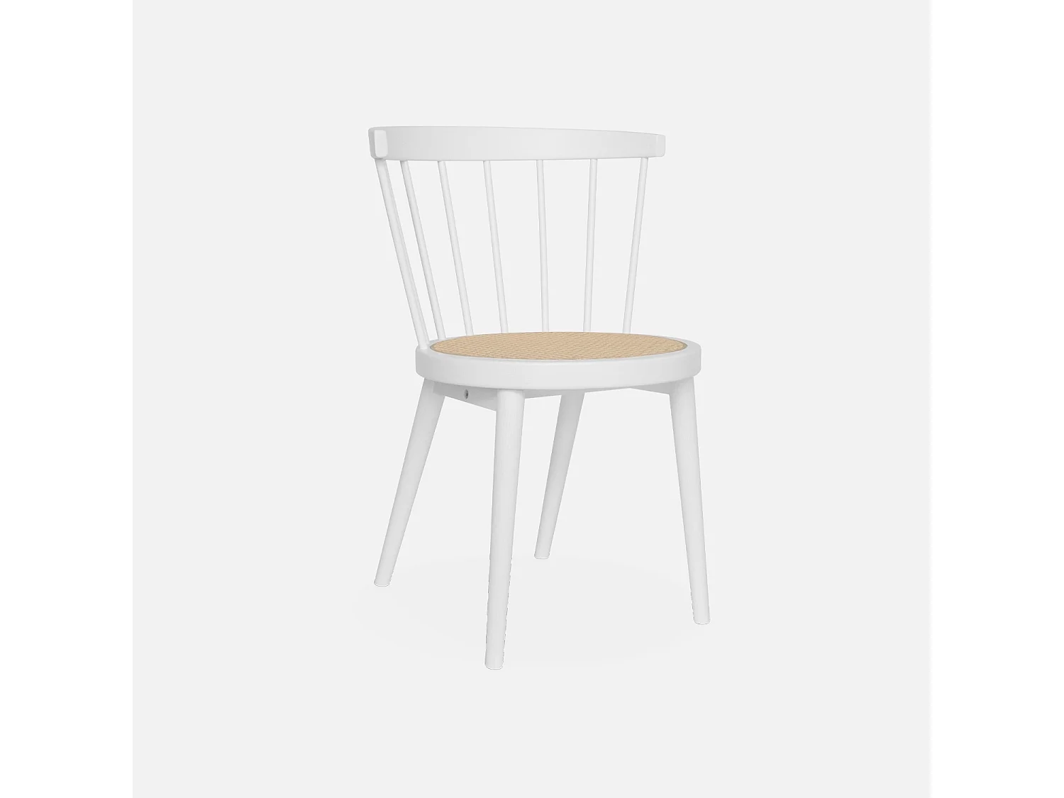 Lot de 2 chaises blanches en bois et cannage. Nora. L 54 x P 54 x H 76.5cm.