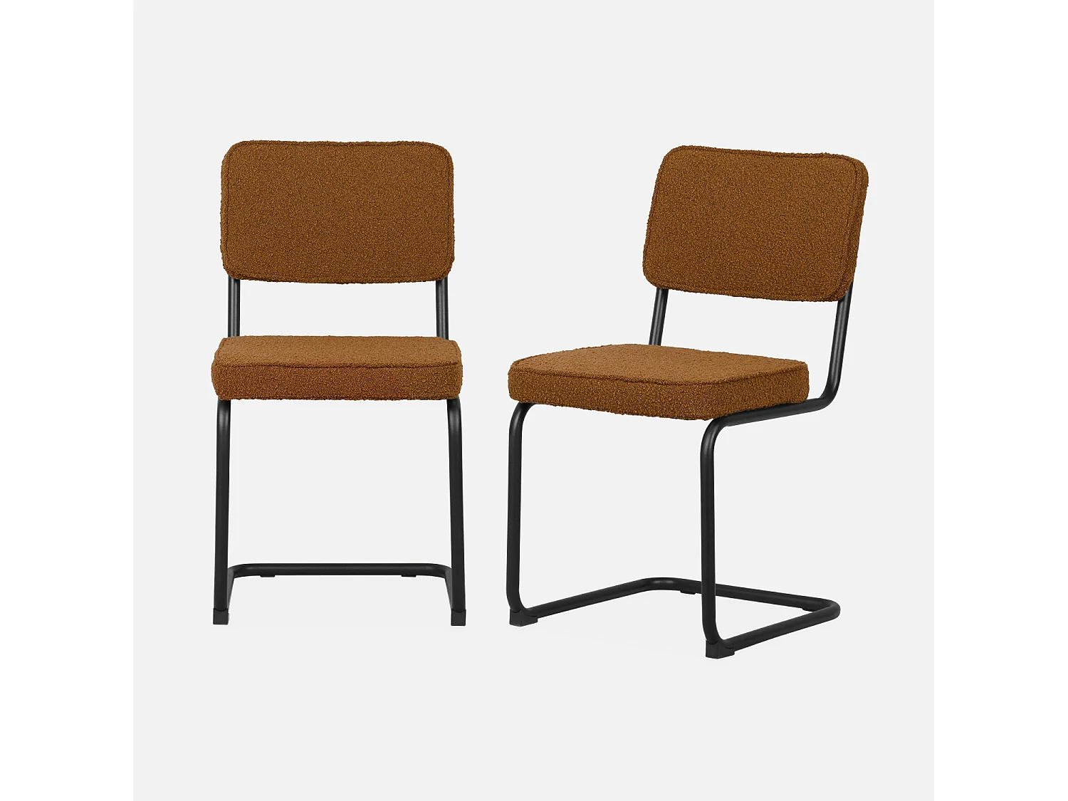 Lot de 2 chaises cantilever bouclette texturée ocre. Maja. L46 x P54.5x H84.5cm