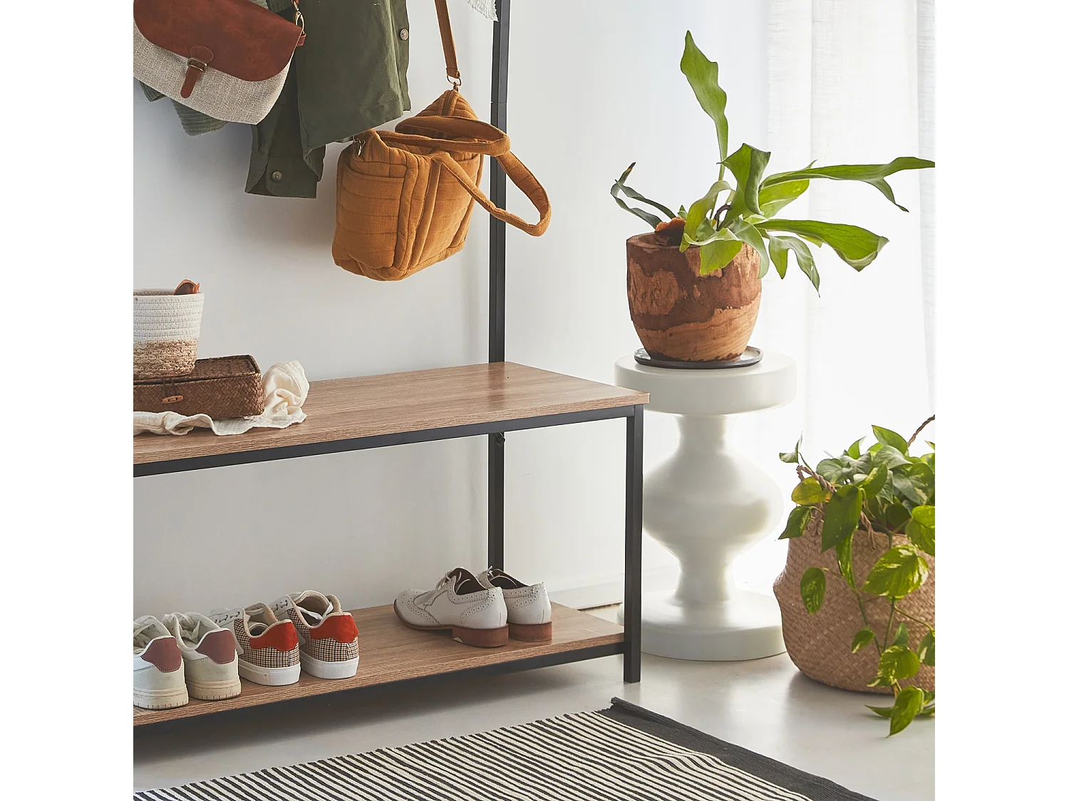 Table d'appoint. bout de canapé. table de chevet en métal. crème. Hawa Ø29.5 x H 48.5cm