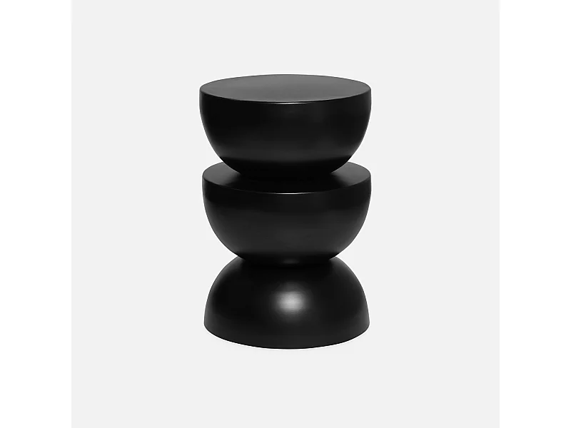 Mesa auxiliar o mesita de metal negro