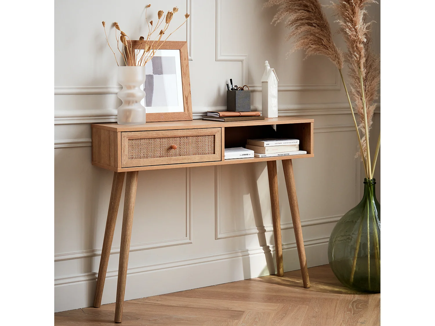 Console en cannage 100x29x81cm  -  Bohème -  Naturel. 1 tiroir.1 espace de rangement. pieds scandinaves décor bois. 1 poignée