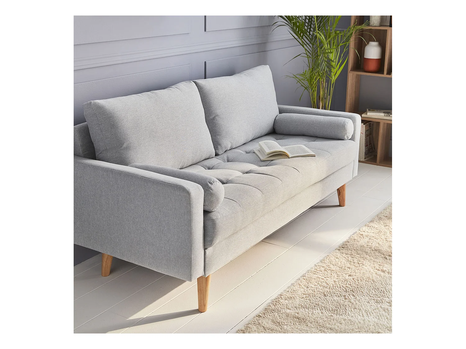 Sofá estilo escandinavo en tela lisa, 3 plazas gris claro