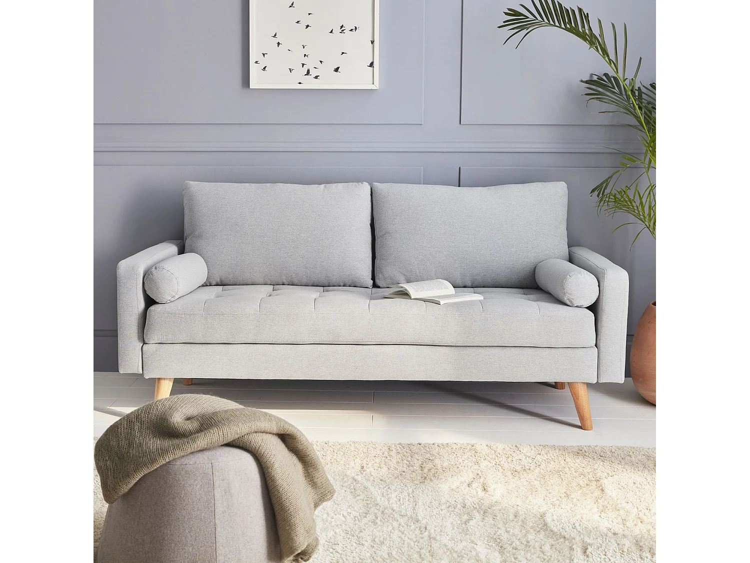 Divano in stile scandinavo in tessuto semplice, 3 posti, grigio chiaro