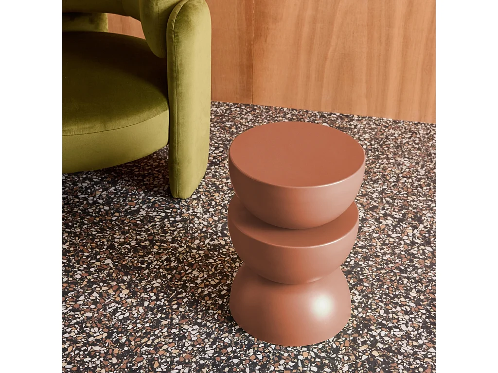 Mesa auxiliar o mesita de metal terracota
