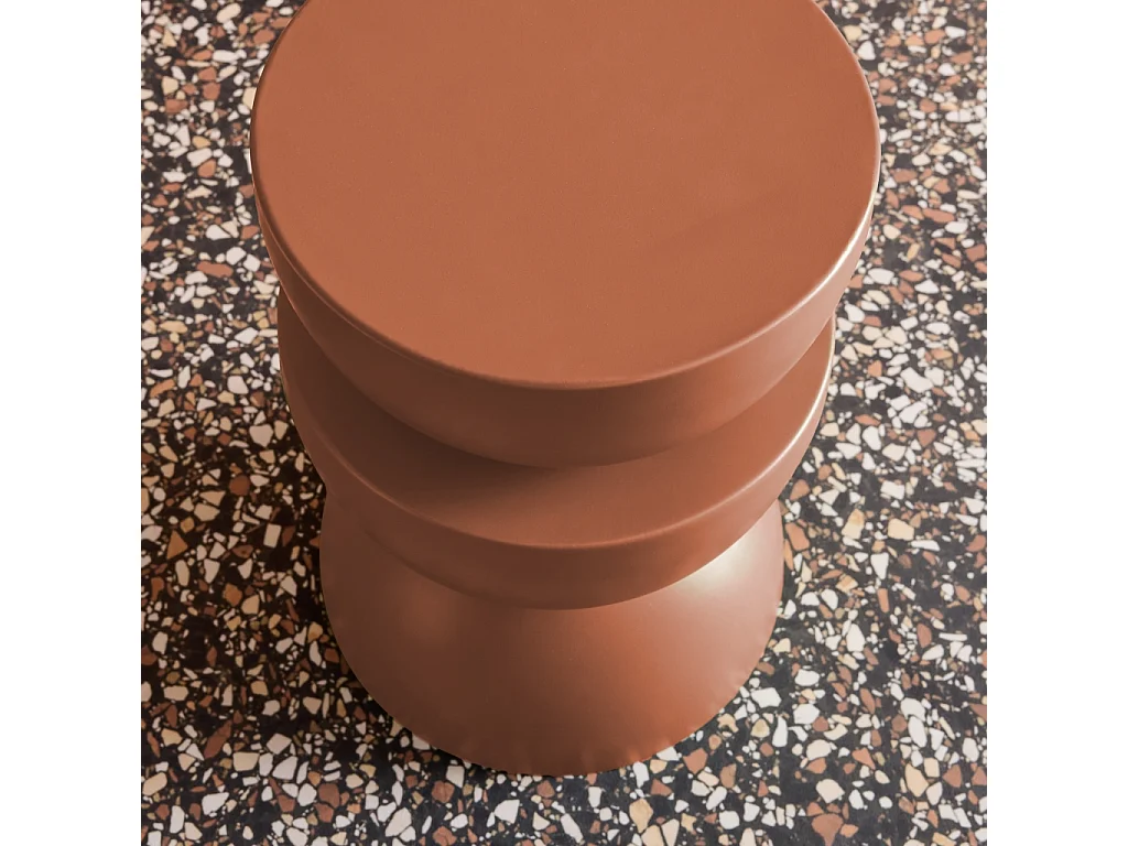 Mesa auxiliar o mesita de metal terracota