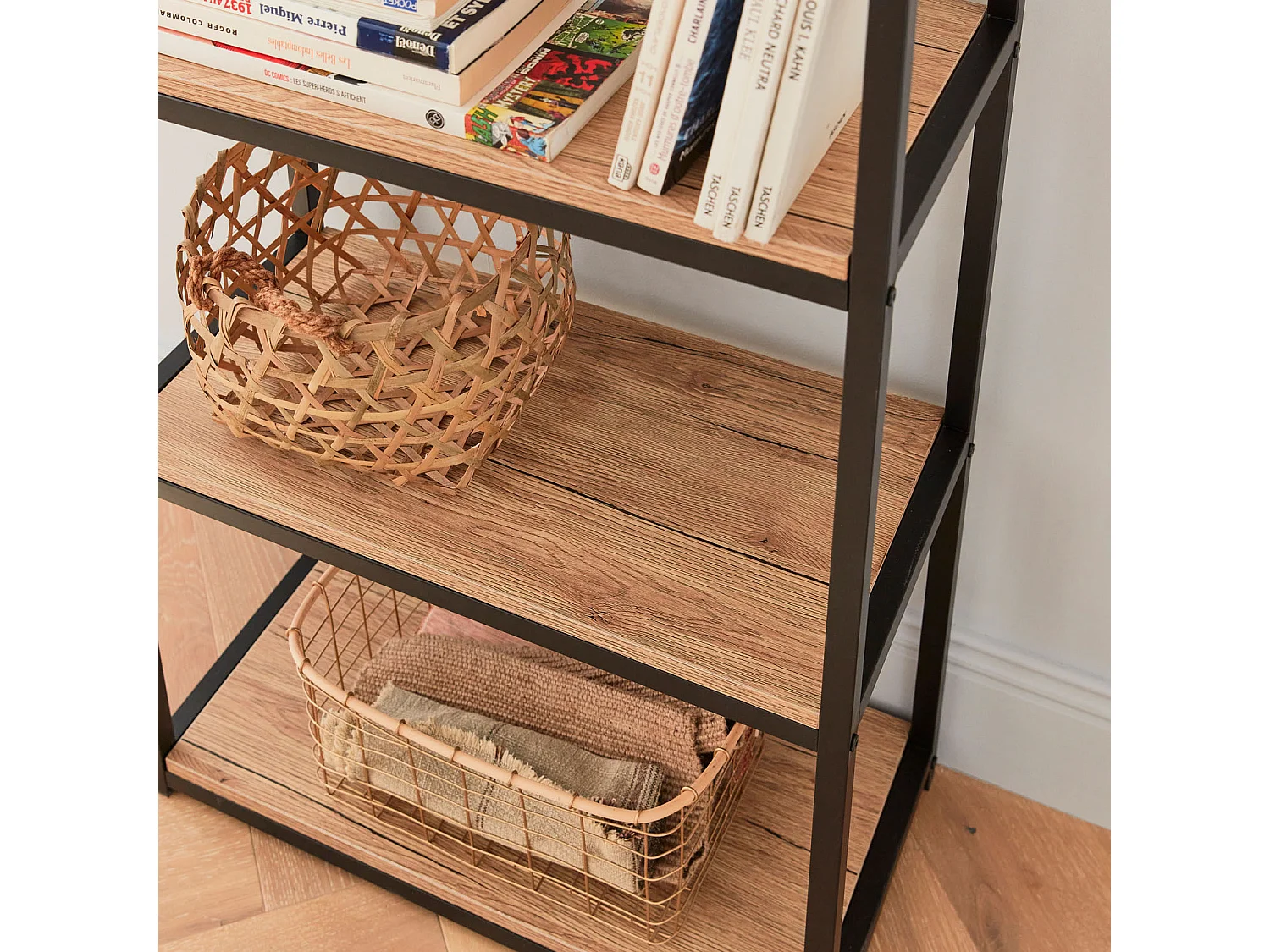 Libreria industriale in metallo e legno, 6 livelli, nero