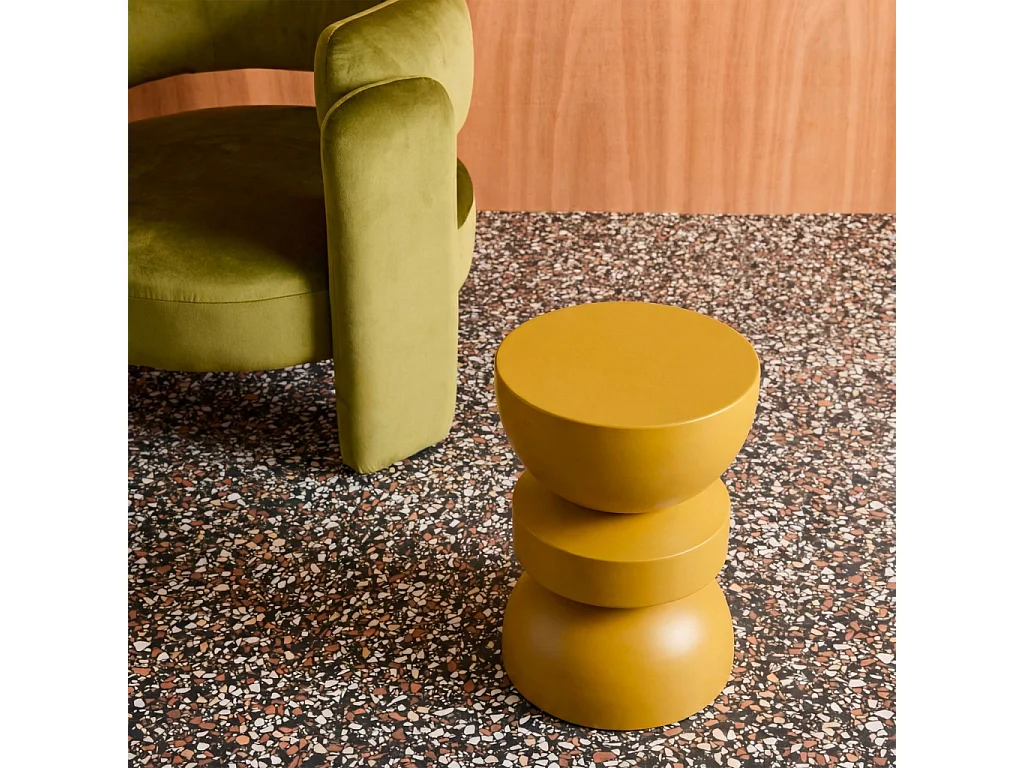 Tavolino, lato divano, comodino metallo, mostarda