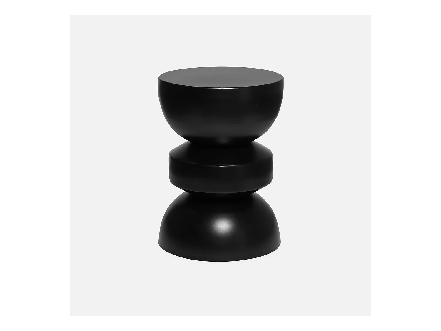 Table d'appoint. bout de canapé. table de chevet en métal. noir. Assa. Ø32 x H 44.5cm