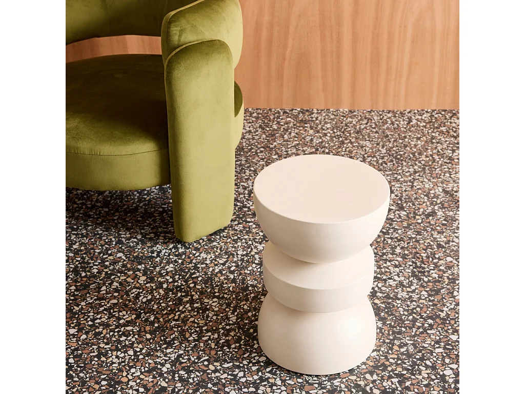 Table d'appoint. bout de canapé. table de chevet en métal. crème. Assa. Ø32 x H 43.5cm